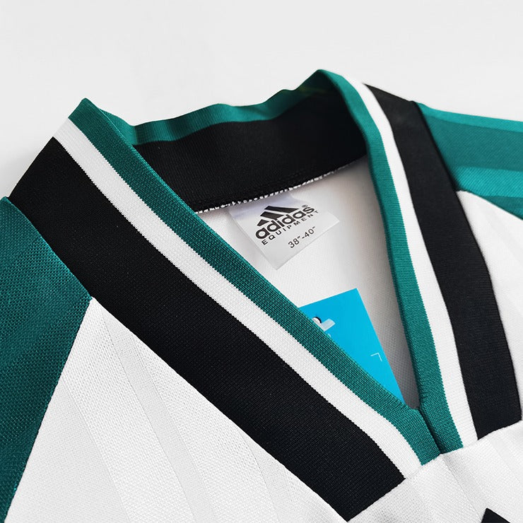 Retro Soccer Jersey Liverpool Away 1993/95